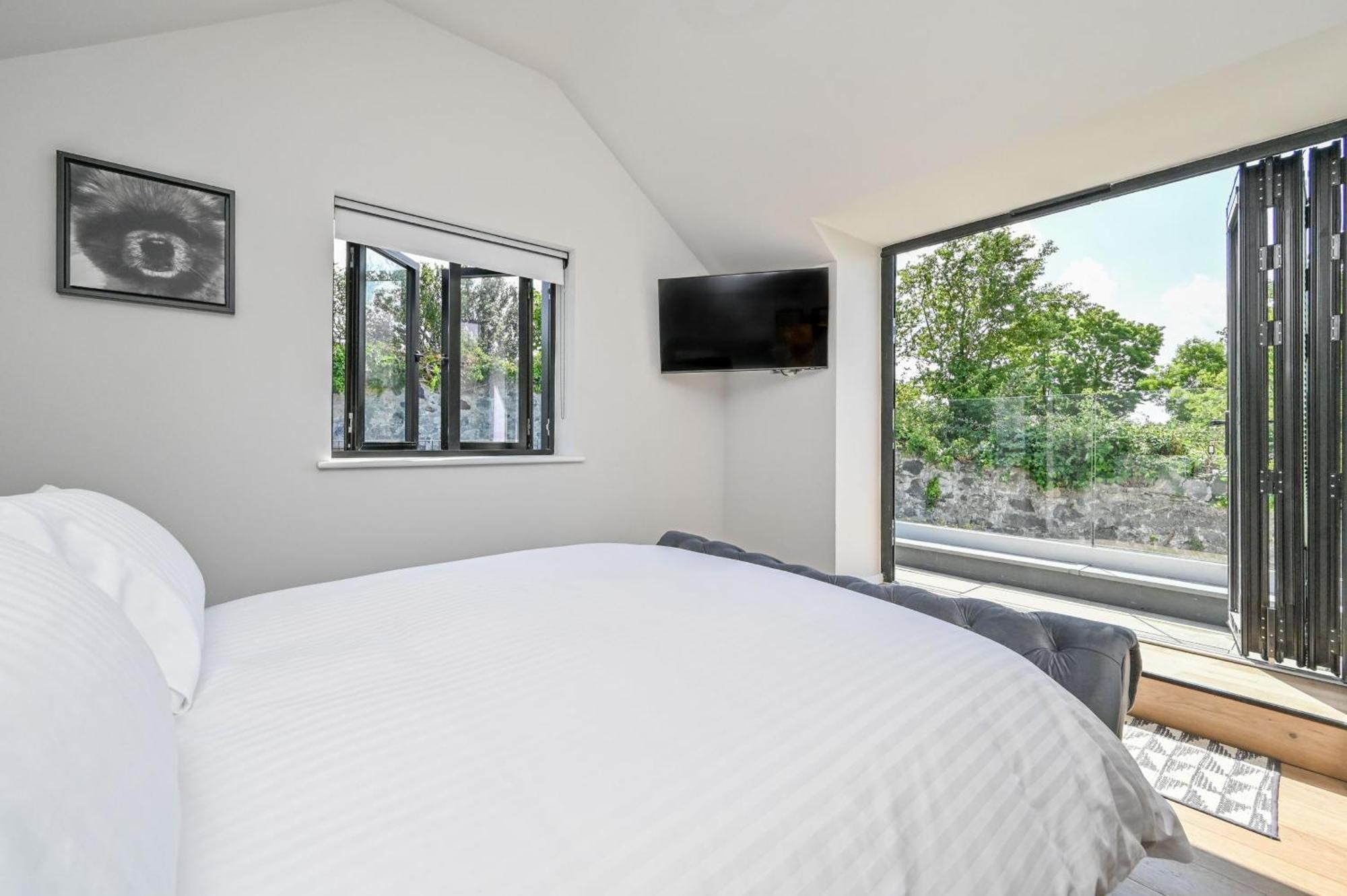 1 The Nest - Luxury Modern House Nr Beach & Bars With Sea Views & Free Parking Villa Charlestown  Buitenkant foto
