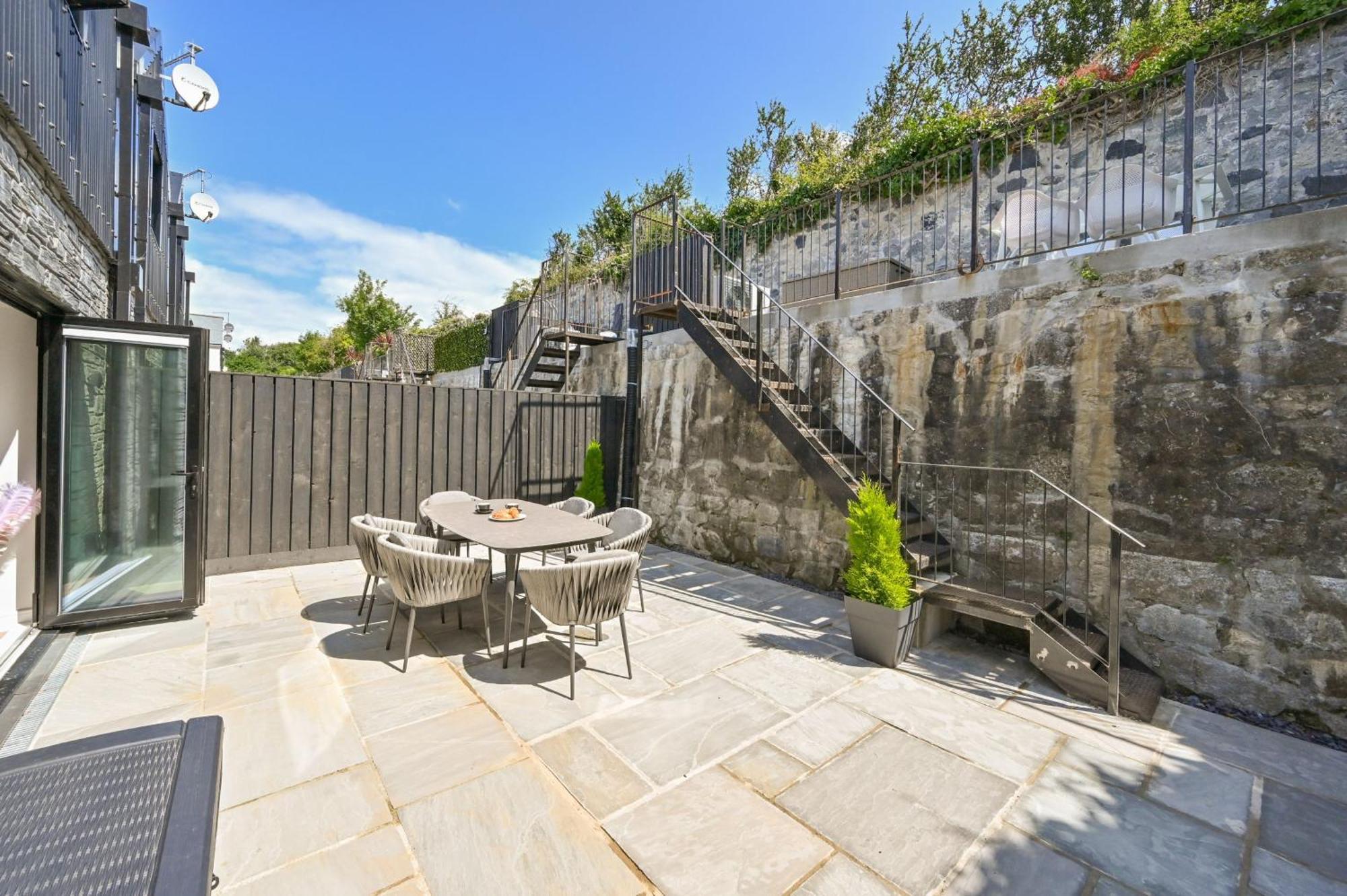 1 The Nest - Luxury Modern House Nr Beach & Bars With Sea Views & Free Parking Villa Charlestown  Buitenkant foto