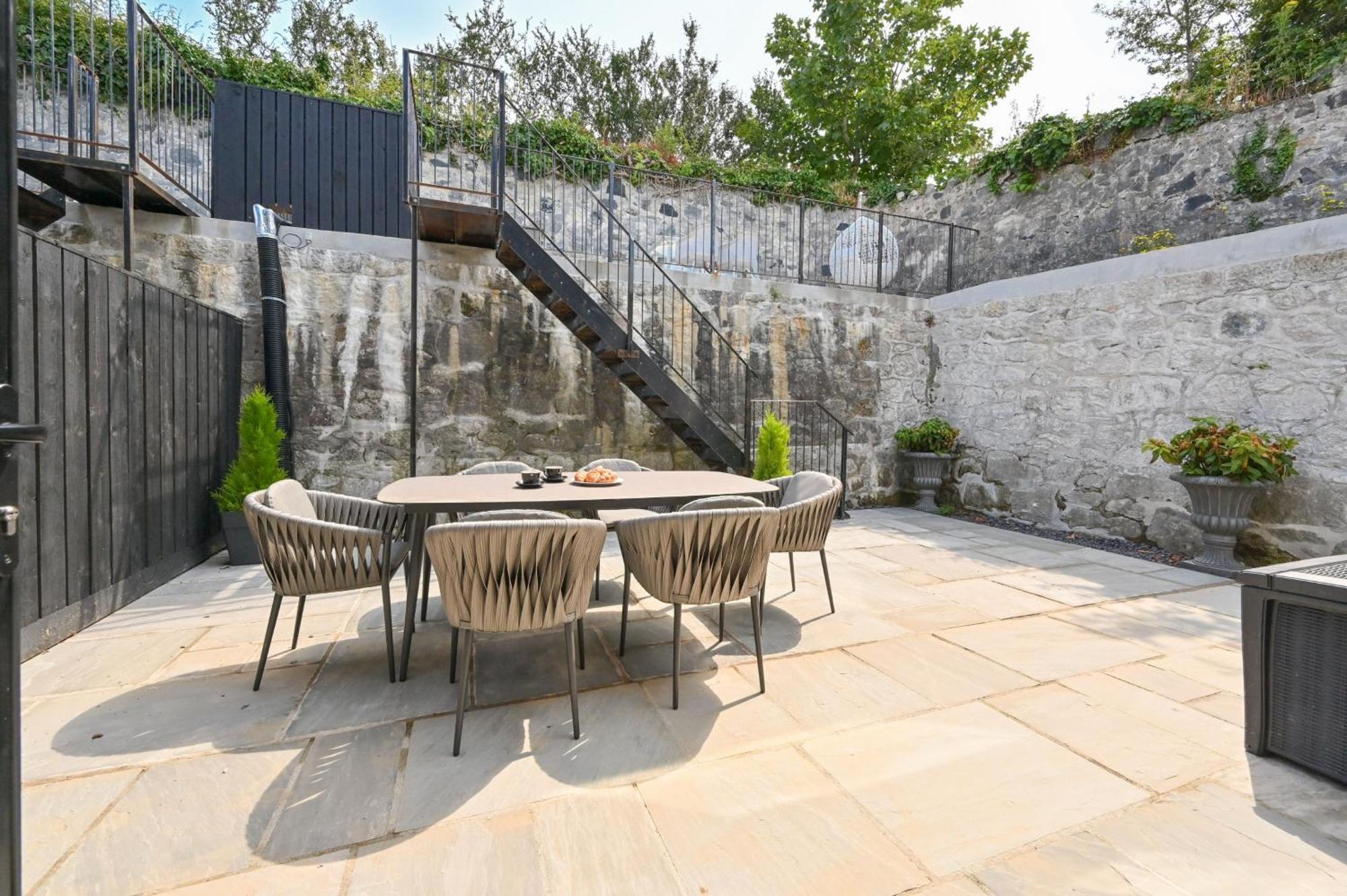 1 The Nest - Luxury Modern House Nr Beach & Bars With Sea Views & Free Parking Villa Charlestown  Buitenkant foto